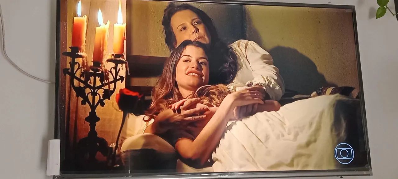 Vende-se Smart TV 4K - 50" - Foto 4