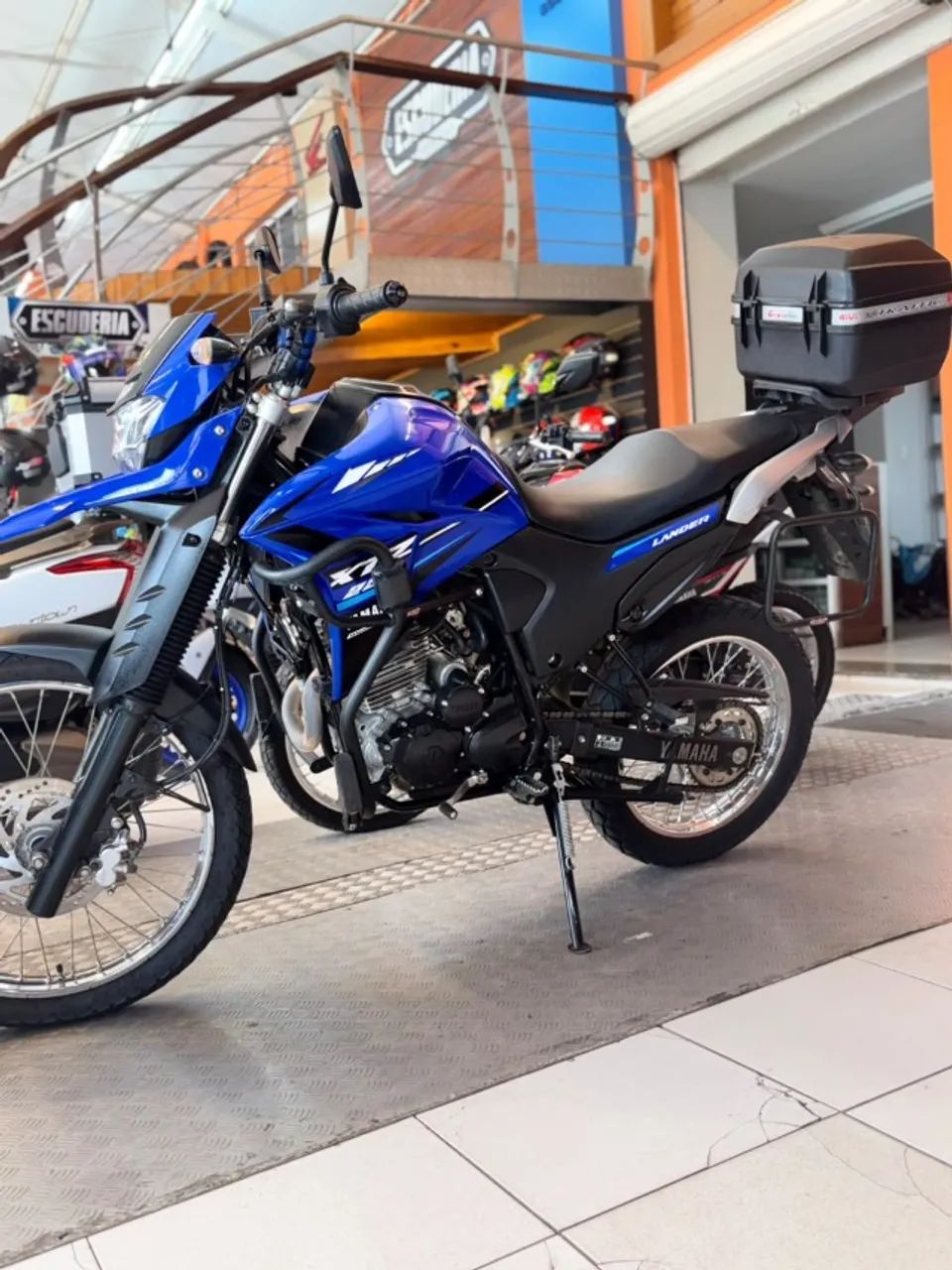 XTZ LANDER 250 - Foto 4