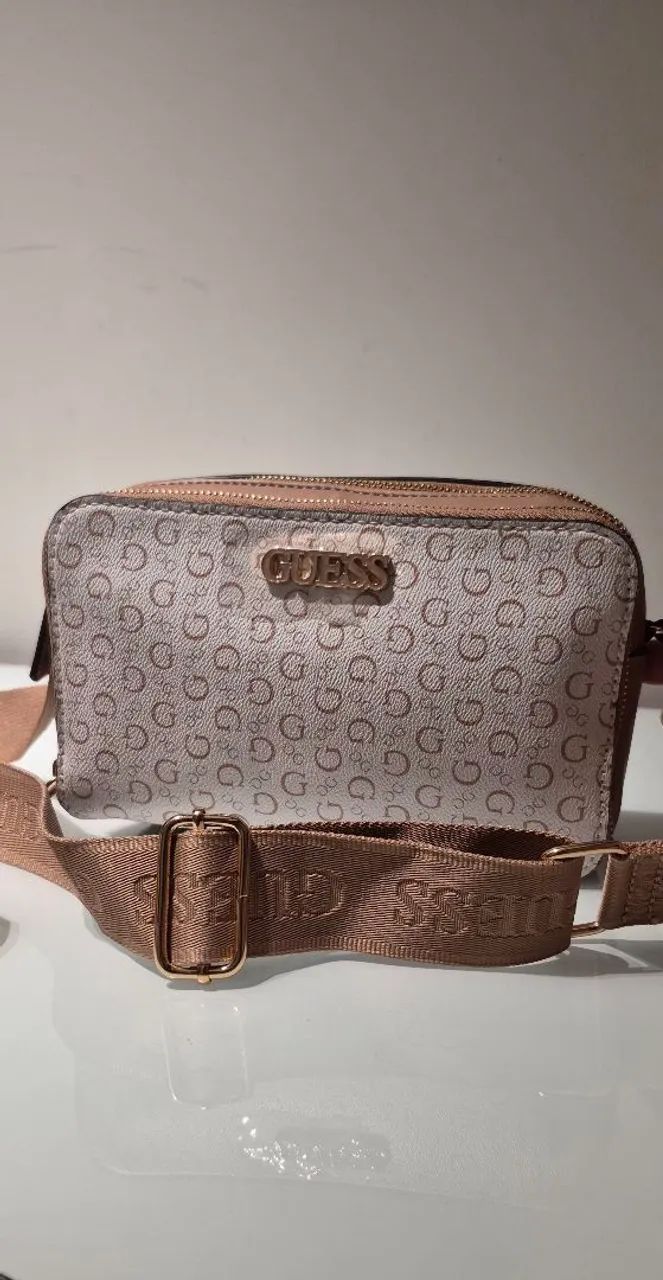 Bolsa transversal Guess 