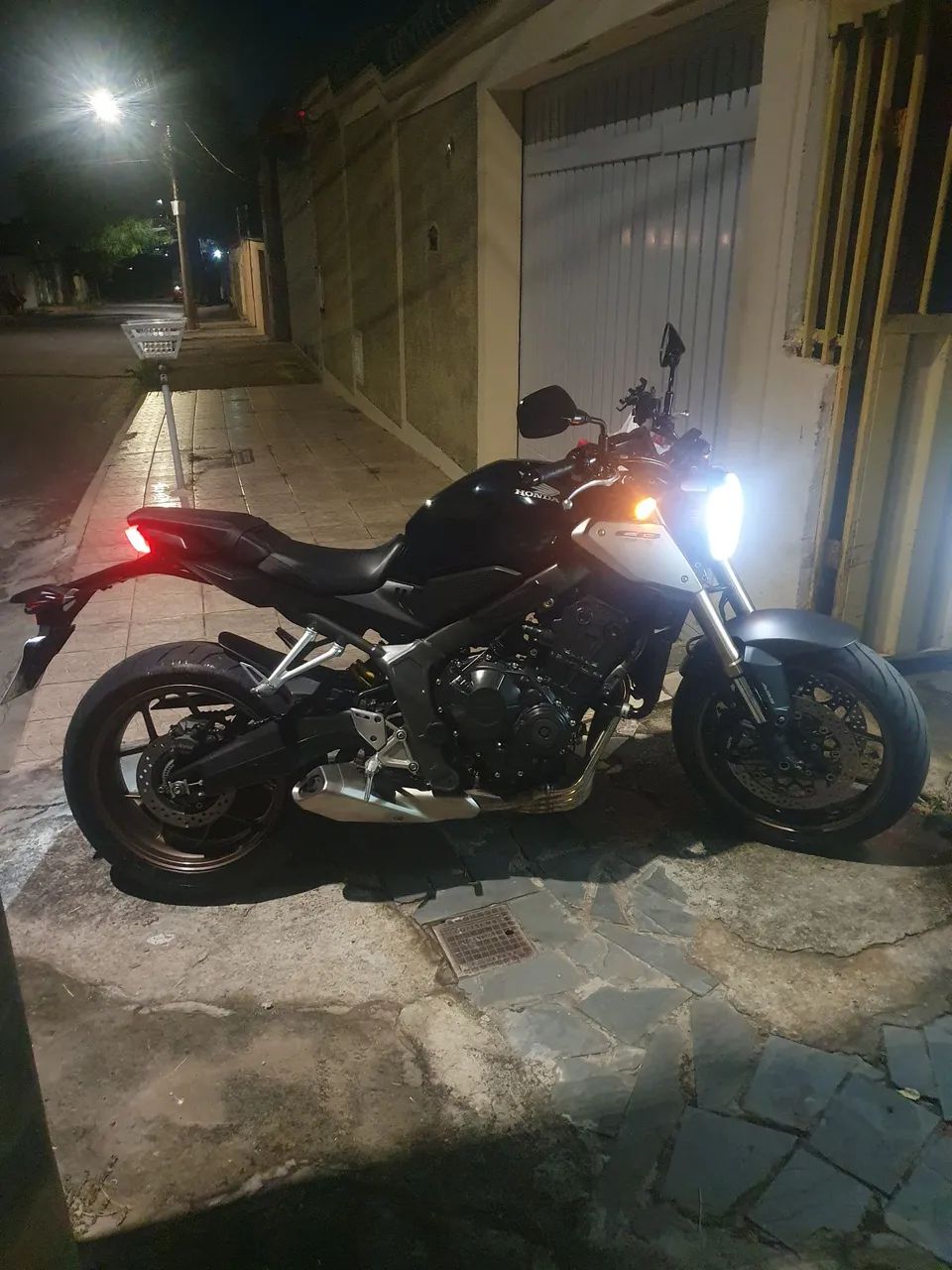 Cb 650r   - Foto 2