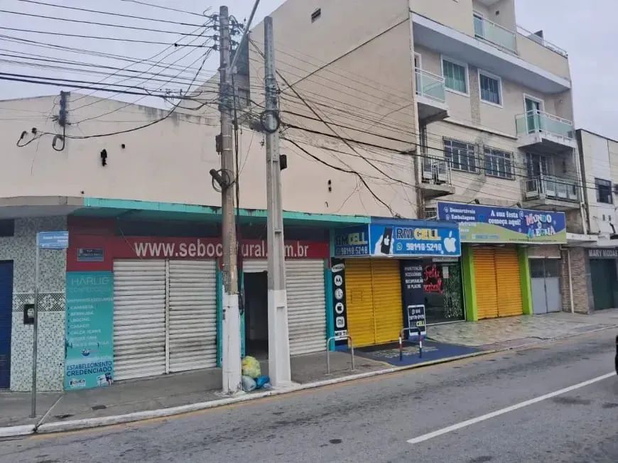 Imóvel para aluguel possui 100 metros quadrados em Centro - Macaé - RJ - Foto 3