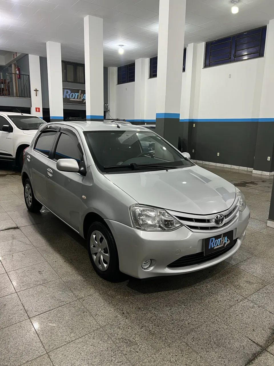 Toyota Etios 1.3 16V FLEX 2013
