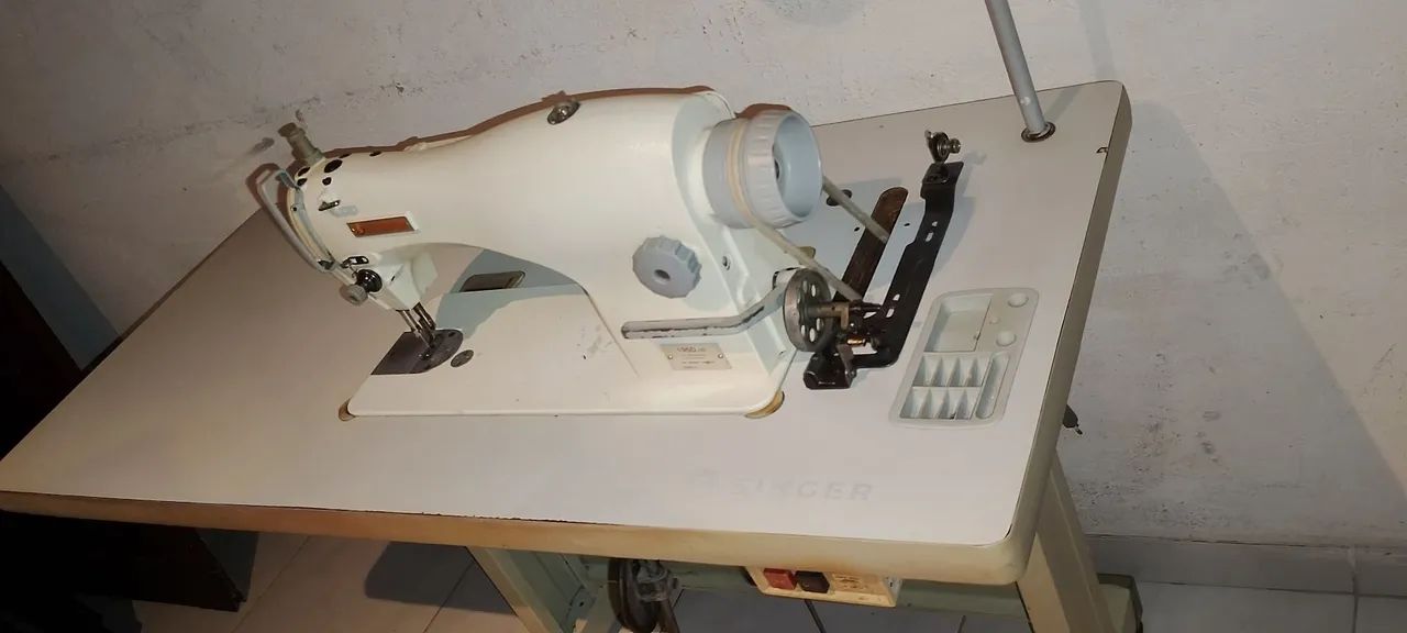 Máquina de costura reta industrial  - Foto 3
