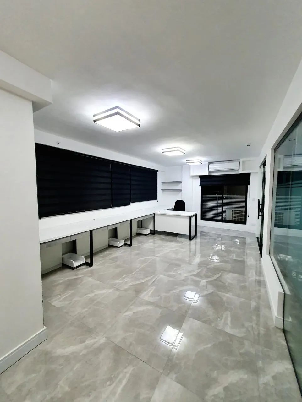 CONJUNTO COMERCIAL COM 4 SALAS, DECORADO E MOBILIADO. - Foto 5