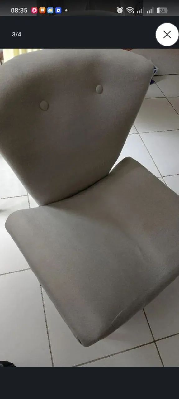 Poltrona cinza bem conservada por 200 reais 