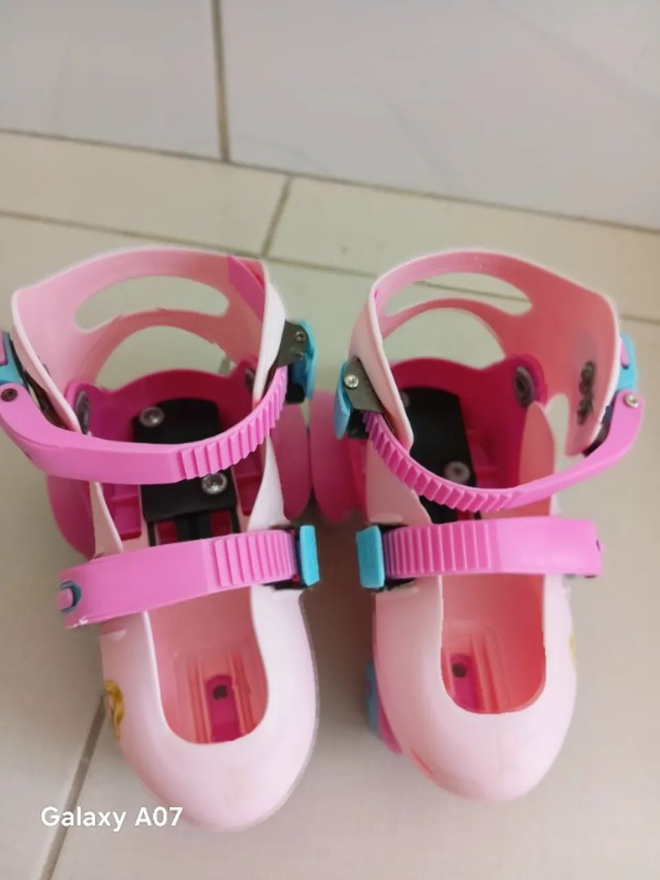 VENDO PATINS BELINDA! - Foto 2