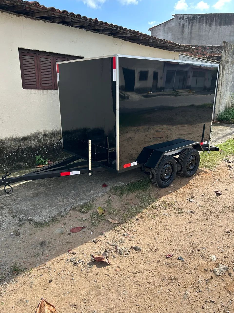 Baú 2 eixos sob medida