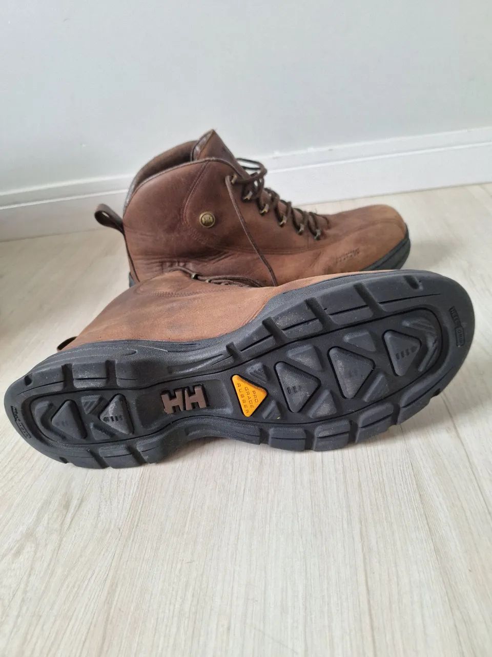 Bota Helly Hansen couro legítimo - Foto 3