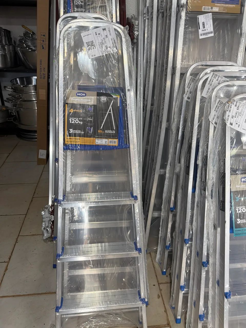 Escadas de alumínio mor - Foto 2