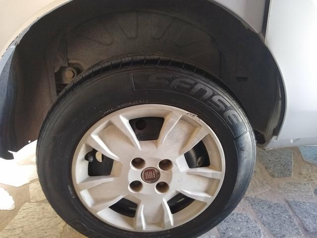 Fiat Doblô Essense 2011/2012 - Foto 11