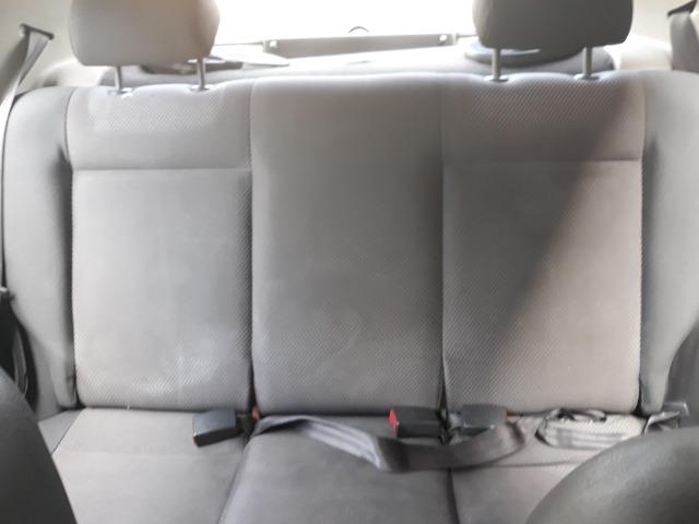 Carro Fox conservadissimo