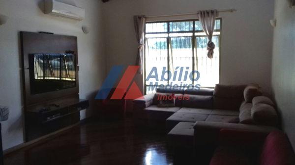Casa sobrado com 5 quartos - Bairro Bancários em Londrina - Foto 3
