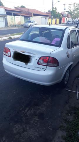 Corsa Classic Sedã