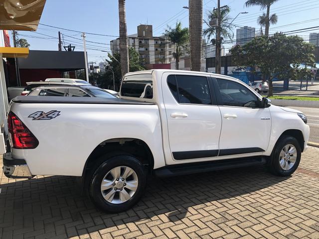 Hilux srv 2017/2017 aut - Foto 6