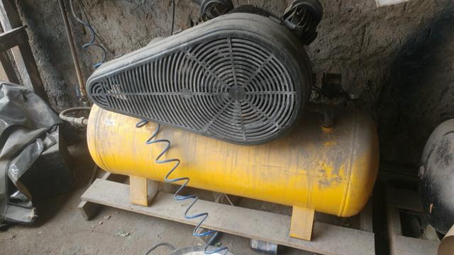Compressor 20 pes 200 litros