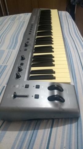 Vendo controlador M-Audio(dependendo entrego na sua cidade) - Foto 3