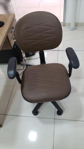 Cadeira giratória