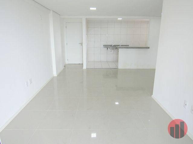 Apartamento com 3 dormitórios para alugar, 95 m² por R$ 1.800/mês - Fátima - Fortaleza/CE - Foto 15