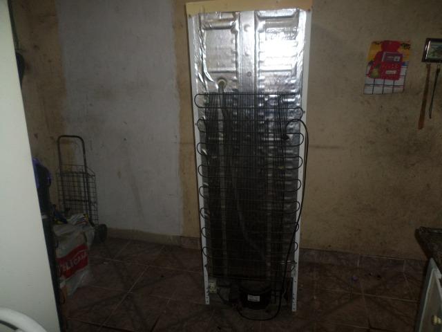 Freezer vertical eletrolux - Foto 4