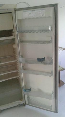 Pra vender logo Geladeiras