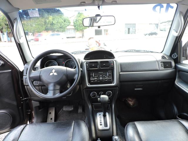 TR4 2.0 4X4 GLS 2011/2012 Automático - Foto 11