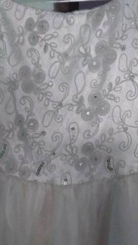 Vendo vestido de festa