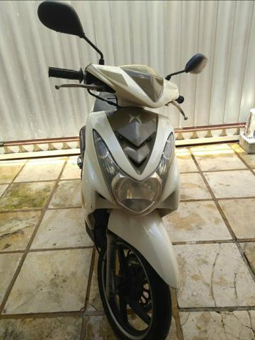 Moto Shineray automática 150cc