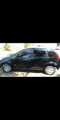 Vendo carro Ford fiesta 17,800