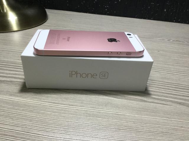 Iphone SE - seminovo - Foto 2