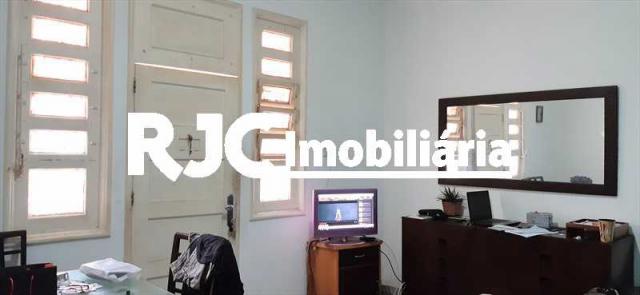 Apartamento à venda com 3 dormitórios em Tijuca, Rio de janeiro cod:MBAP32959