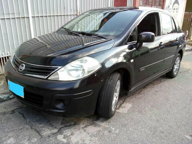 Nissan Tida Sedan - Foto 3