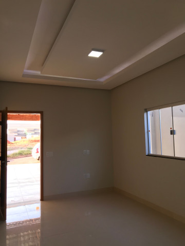 Linda casa no Jardim Itália com oportunidade única - Foto 3