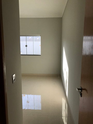Linda casa no Jardim Itália com oportunidade única - Foto 15