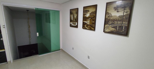 Baixou Baixou... Casa linda com um projeto perfeito com 4/4 e 2 salas no Papagaio! - Foto 4