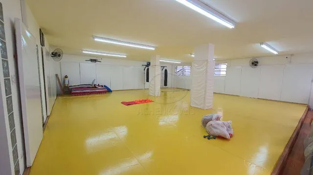 Sala Comercial à venda no Gonzaga em Santos