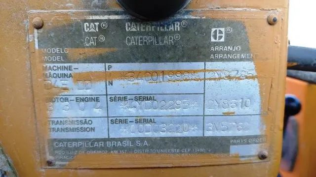 Trator de Esteiras Caterpillar D4E, 1990 - Foto 4