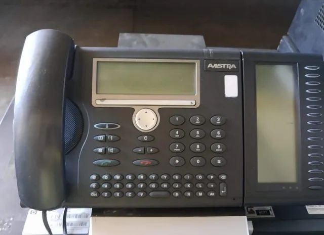 Central telefônica aastra 