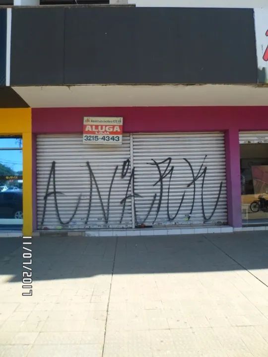 Loja no Setor Bueno (proximo do Hiper Moreira e quase de frente ao Posto Ipiranga)