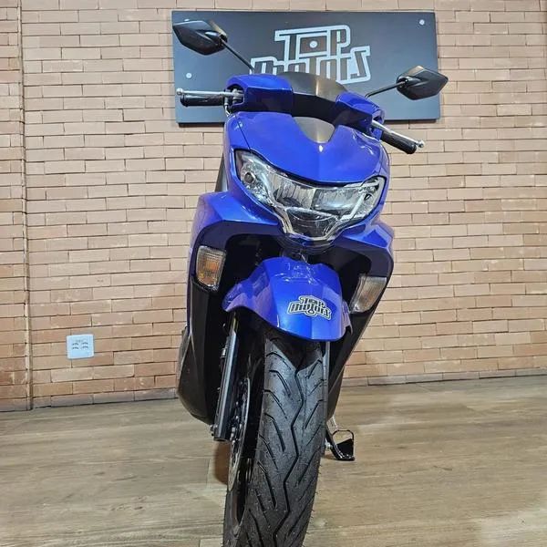 YAMAHA FLUO 125 2025 - Foto 2