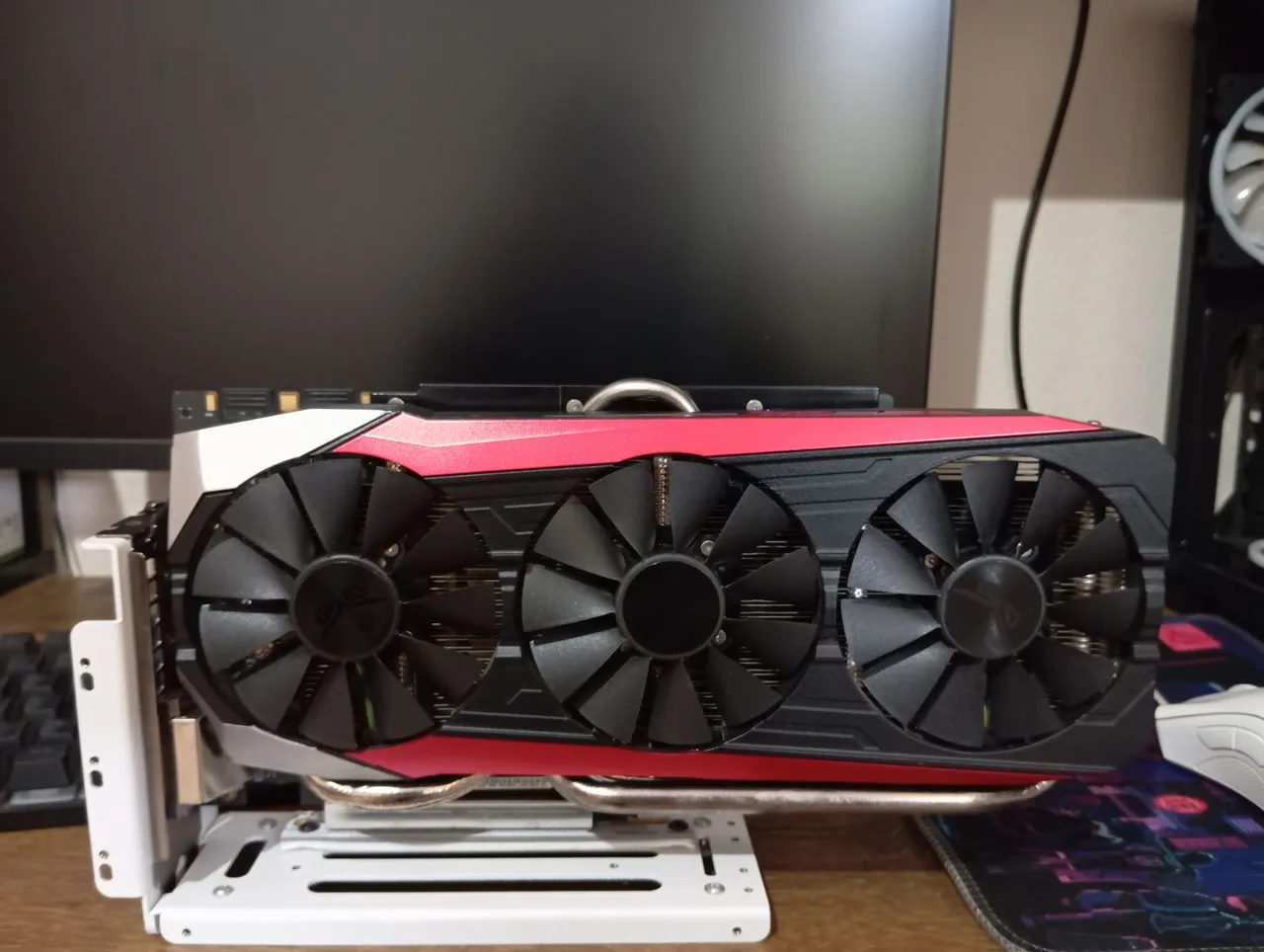 Suporte gpu vertical