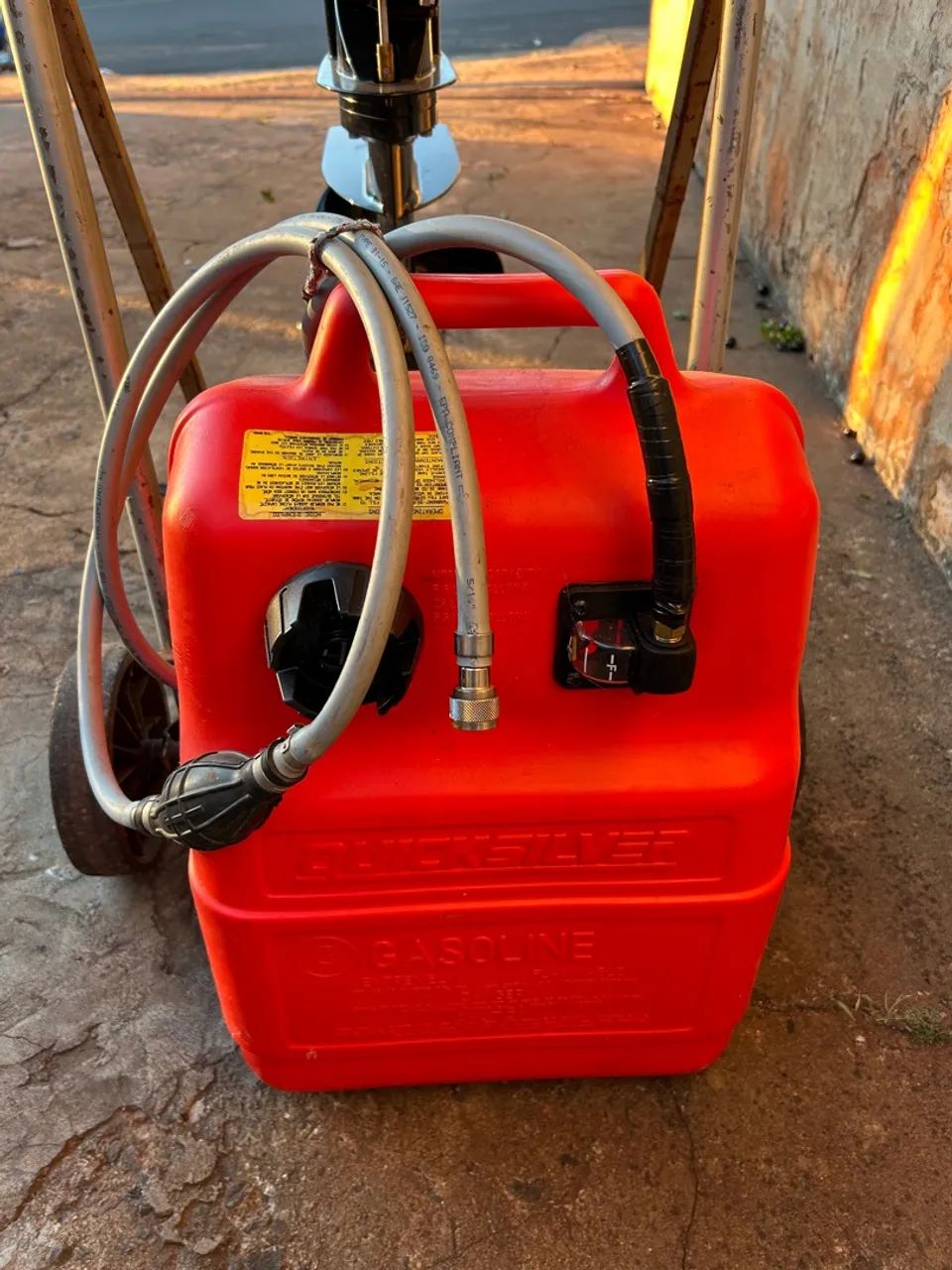 Vendo motor de barco Mercury Super 15 HP ano 2025 - Foto 4