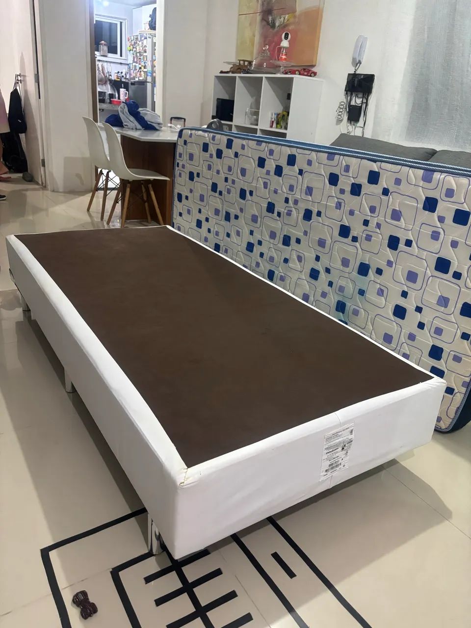 Box solteiro + colchão Ortobom 