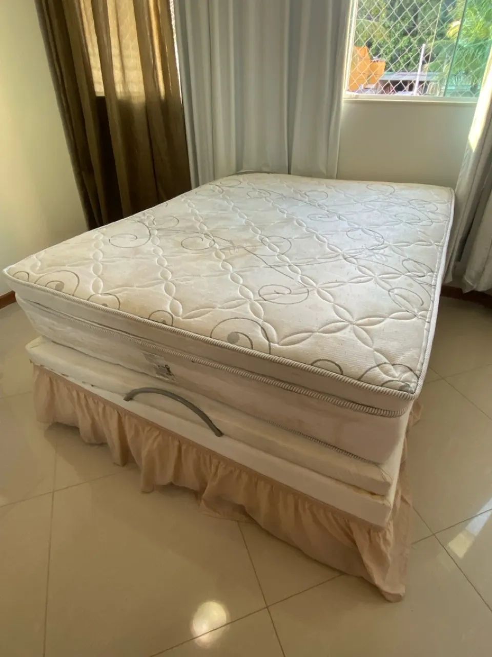 Cama Box Queen com Colchão - Foto 3