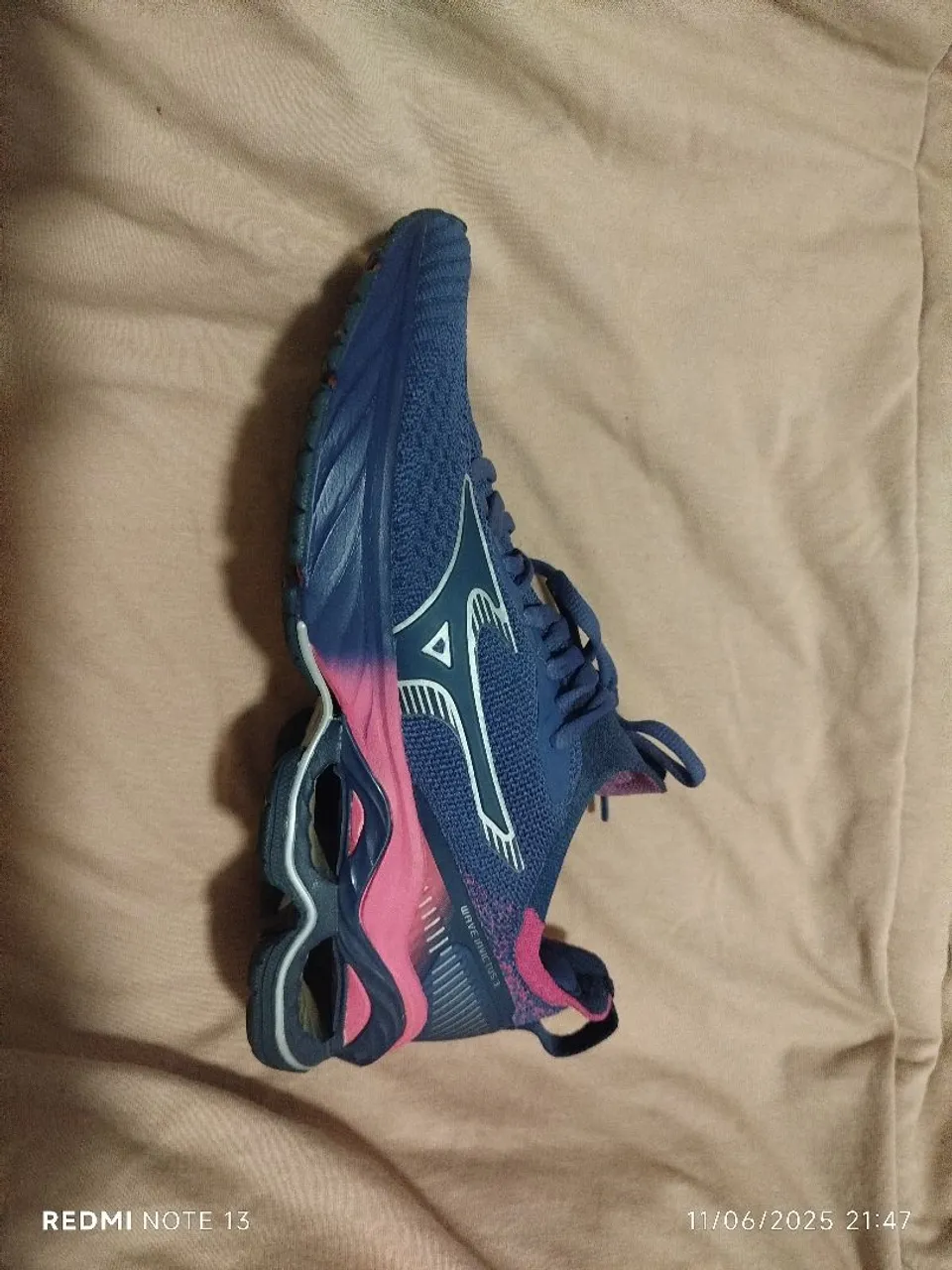 Tênis Mizuno Wave Prophecy X - Azul e Rosa