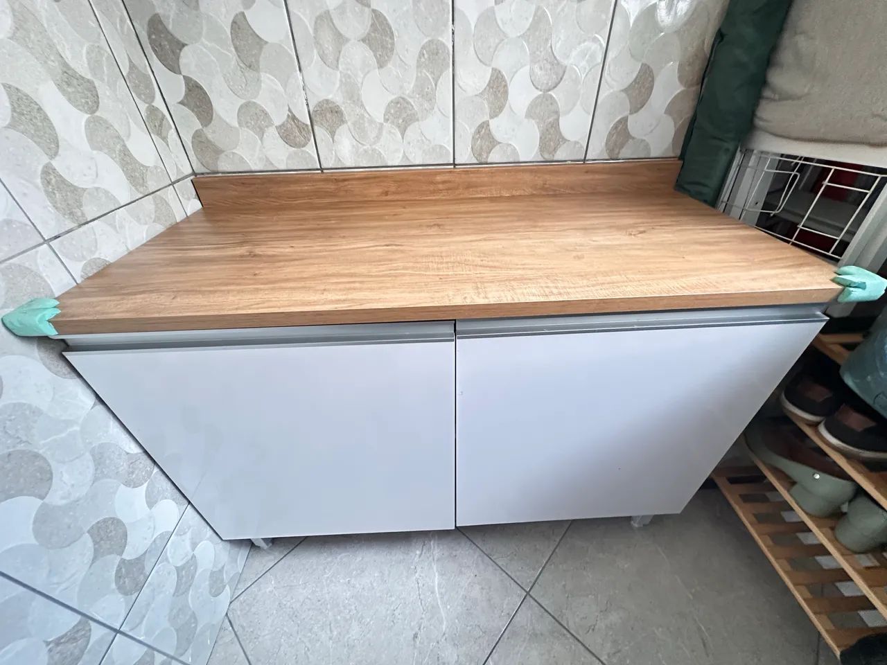 Countertop Cabinet + Shoe Rack