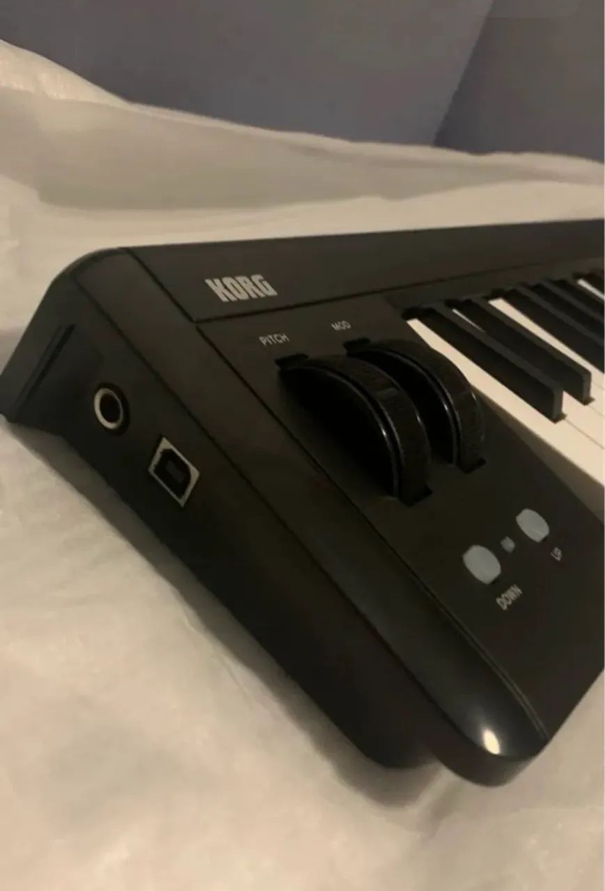Korg microKEY 2 49 na caixa controlador midi - Foto 4