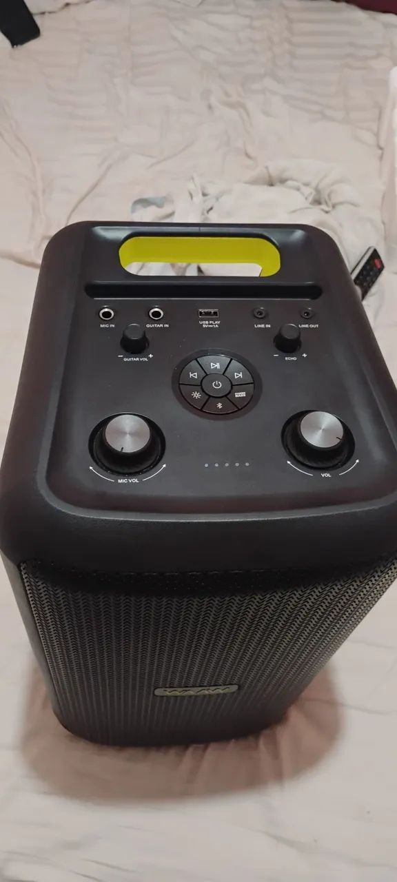 Caixa de Som Portátil com Bluetooth e Microfone
