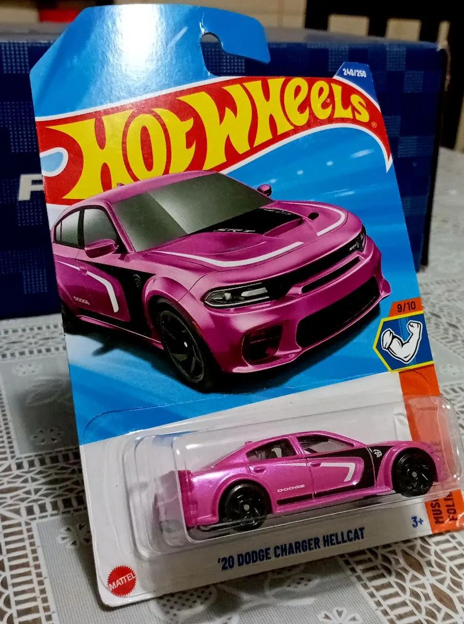 Hot wheels "20 Dodge Charger Hellcat  - Foto 2