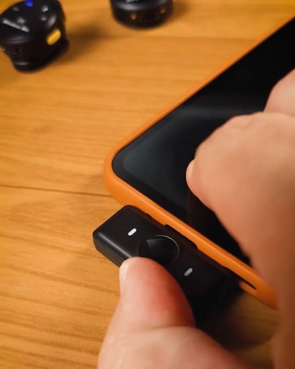 Lapela J6 Xiaomi (2 Microfones) Bluetooth, sem fio e com case de carregamento sem fio - Foto 3