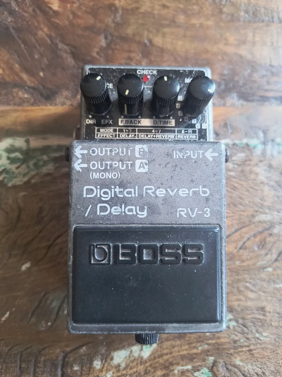 ギター BOSS FRV-1 / '63 Fender Reverb Boss FRV-1 Fender '63 Reverb Pedal | zZounds